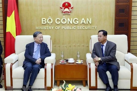Promueven cooperación entre fuerzas de seguridad de Vietnam y Laos