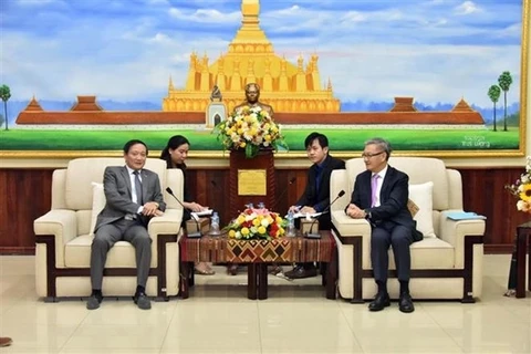 Embajada de Vietnam en Laos felicita 68 años de fundación del PPRL 