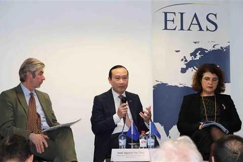 ASEAN-UE, relaciones de asociación igualitaria