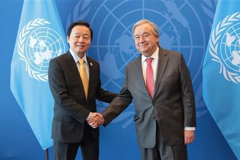  Vicepremier vietnamita se reúne con líderes mundiales en Nueva York