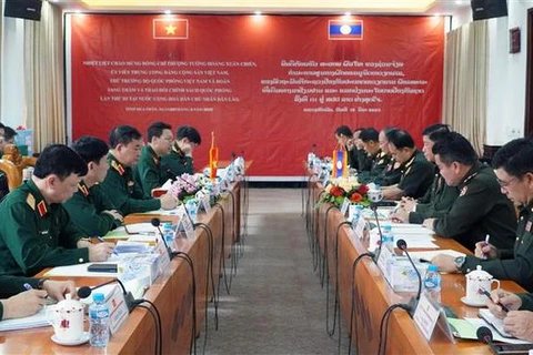 Vietnam y Laos intercambian políticas de defensa