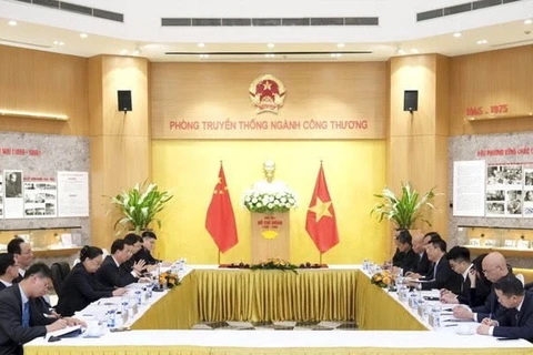 Proponen soluciones para impulsar la cooperación comercial Vietnam - China