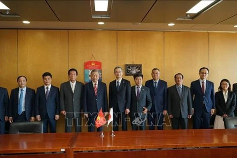Vietnam y Japón prometen fortalecer cooperación en seguridad