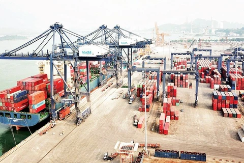 Mejoran competitividad de puertos marítimos de provincia vietnamita de Quang Ninh