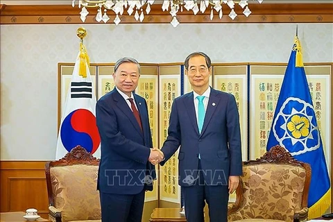 Ministro de Seguridad Pública realiza visita de cortesía al premier surcoreano 