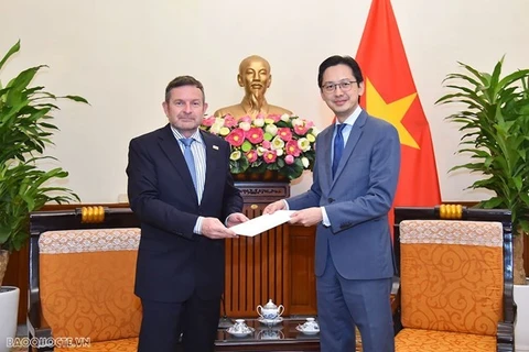 Vietnam y OIF refuerzan relaciones bilaterales 