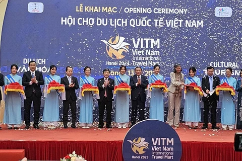 Feria Internacional de Turismo Vietnam 2023 atrae nutrida participación de visitantes 