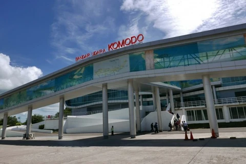 Indonesia prepara cinco aeropuertos para cumbre de ASEAN