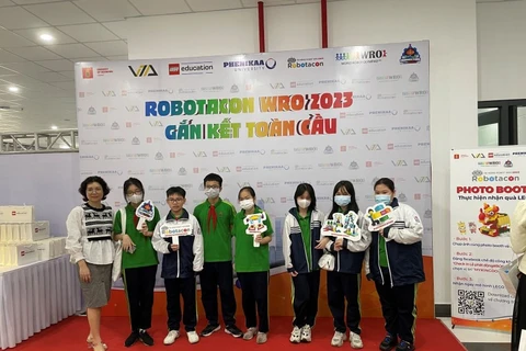 Lanzan en Vietnam concurso de robótica mundial ROBOTACON WRO 2023