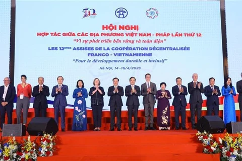 Inauguran XII Conferencia de cooperación descentralizada entre Vietnam y Francia