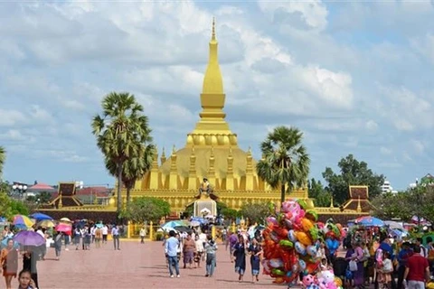 Crecen llegadas de turistas a Laos