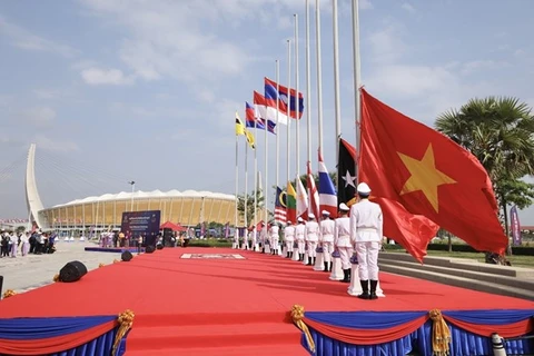 Vietnam asiste a ceremonia de izamiento de bandera de SEA Games en Camboya