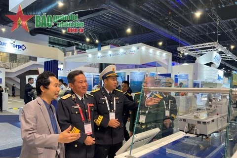 Vietnam participa en Exposición de Defensa Marítima Internacional 