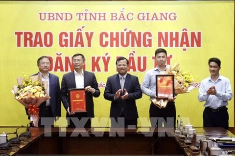 Provincia vietnamita de Bac Giang otorga licencias a proyectos millonarios