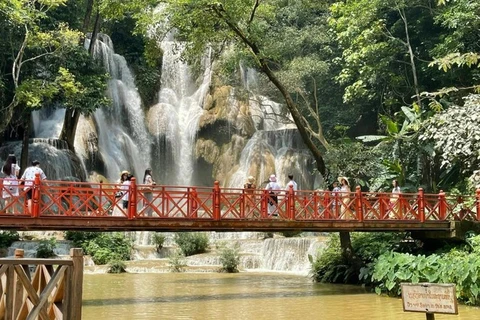 Laos da bienvenida a más de 800 mil visitantes extranjeros en el primer trimestre