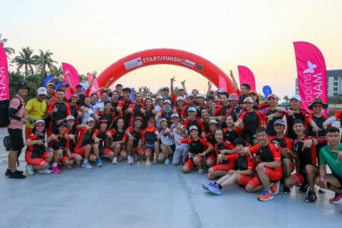Efectúan en ciudad vietnamita torneo deportivo VinFast Ironman