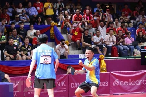 SEA Games 32: Vietnam obtiene oro en dobles mixtos de tenis de mesa tras 24 años