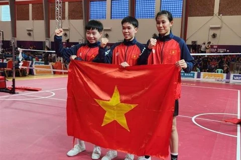 Vietnam gana más medallas de oro en lucha y sepak takraw