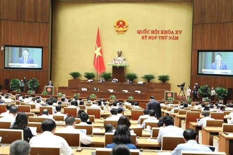 Parlamento de Vietnam debate dos proyectos de leyes