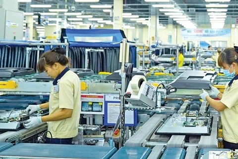 Aumenta inversión extranjera directa en Vietnam