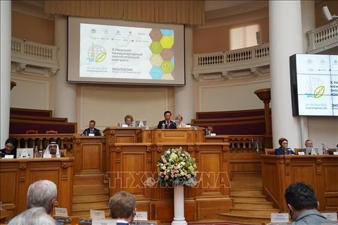 Vietnam participa en el décimo Congreso Ecológico Internacional Nevsky en Rusia 
