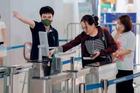 Experimentará Vietnam con uso de identidad electrónica para vuelos domésticos