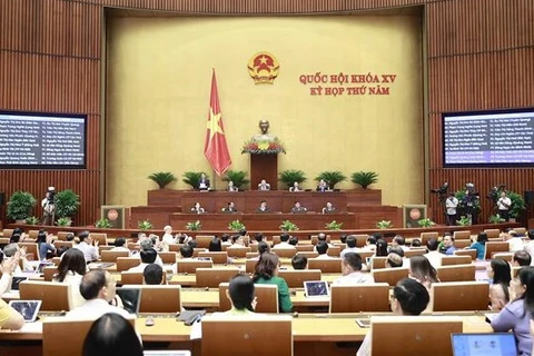 Asamblea Nacional de Vietnam aborda situación de desarrollo socioeconómico