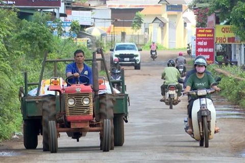 Vida cotidiana en distrito vietnamita de Cu Kuin vuelve a normalidad tras atentados