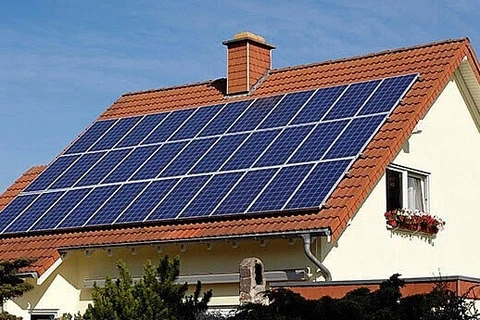 Proponen incentivos para los sistemas de energía solar en la azotea