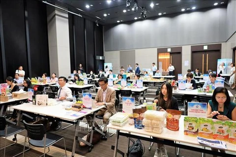 Efectúan conferencia de conexión empresarial Vietnam-Japón