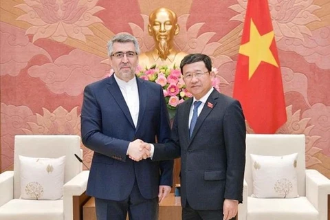 Vietnam e Irán promueven nexos de cooperación parlamentaria 