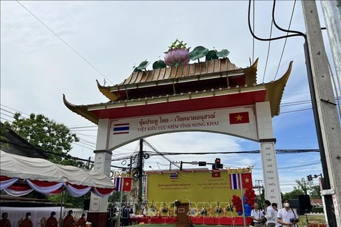 Inauguran Arco de bienvenida Vietnam en Tailandia