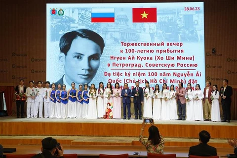 Conmemoran el 100 aniversario de la llegada del Presidente Ho Chi Minh a Unión Soviética