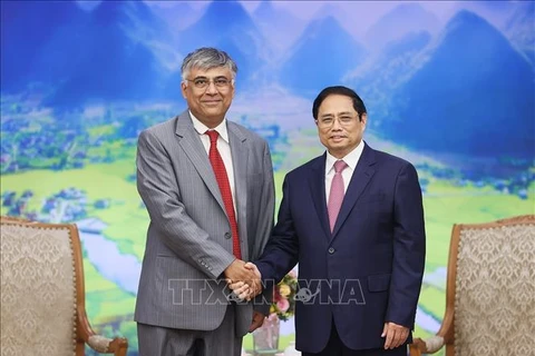 Premier vietnamita aprecia apoyo del FMI al desarrollo nacional