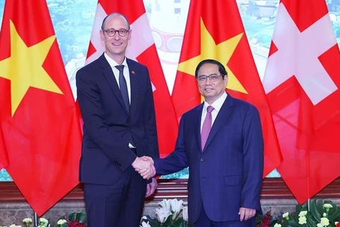 Vietnam concede importancia a la amistad y cooperación con Suiza, afirma premier