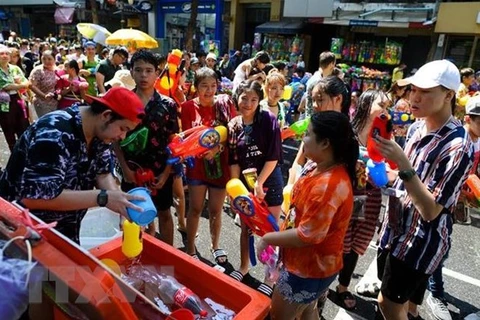 Tailandia alcanzará objetivo de 25 millones de turistas este año