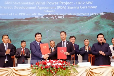 Empresa vietnamita desarrolla proyecto de energía eólica en Laos