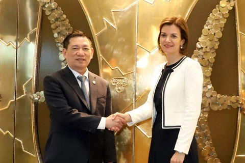 Vietnam y Luxemburgo intensifican cooperación en desarrollo sostenible 