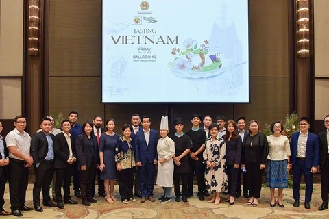 Presentan industria de alimentos y bebidas de Vietnam en Tailandia
