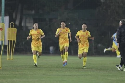 Crea Vietnam dos equipos sub-23 de fútbol