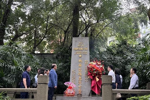 Honran a mártir vietnamita en China