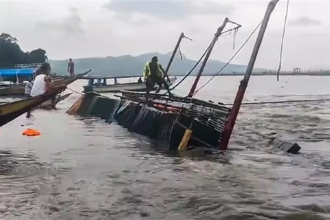 Asciende a 26 el número de muertos por accidente de barco en Filipinas