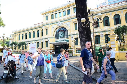 Aumenta número de visitantes internacionales con planes de viajes a Vietnam