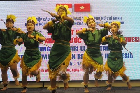 Celebran en Ciudad Ho Chi Minh Día Nacional de Indonesia