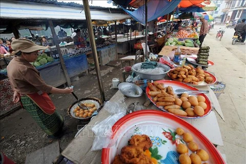 Inflación de Laos cae al 25,88% en agosto