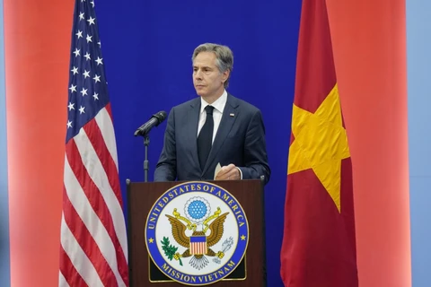 Estados Unidos afirma voluntad de intensificar cooperación con Vietnam