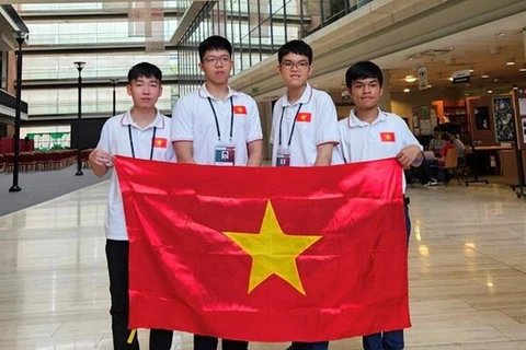 Estudiantes vietnamitas ganan medallas en Olimpiada Internacional de Informática