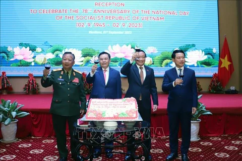 Celebran Día Nacional de Vietnam en Laos y otros países