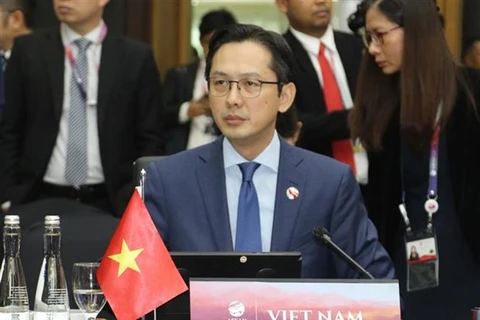 ASEAN es epicentro de paz, seguridad y cooperación en la región, afirma vicecanciller vietnamita