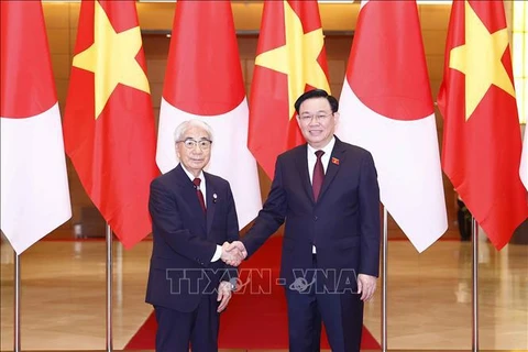 Presidente de la Cámara de Consejero de Japón concluye visita a Vietnam